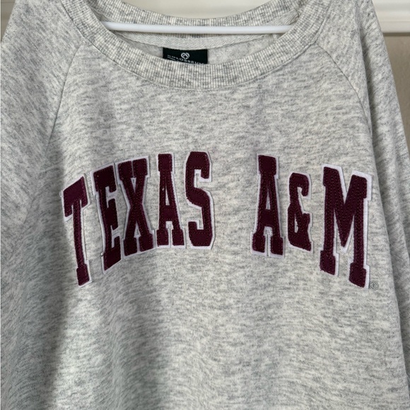 Women’s Texas A&M Sweatshirt - Picture 3 of 6